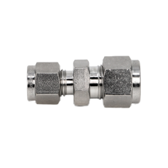 PŘIPOJOVACÍ ŠROUBENÍ 1/4″ x 3/8″