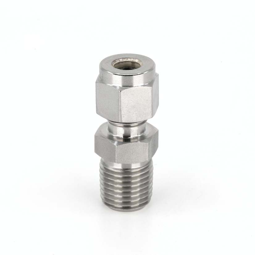 TUBE FITTING 1/4″ NPTM x 1/4″ AD GERADE