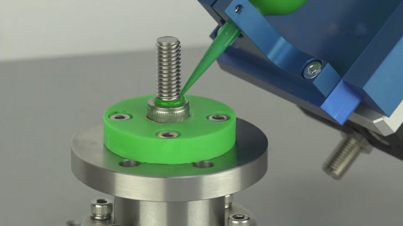 Rotary dispensing table robot